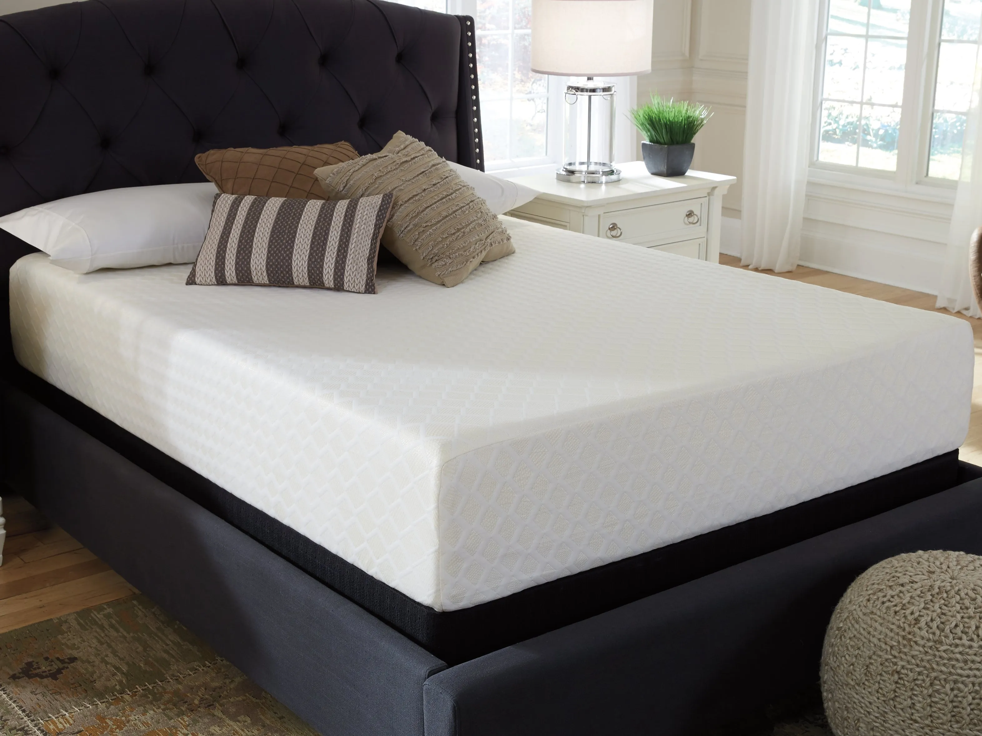 Chime 12 Inch Memory Foam King Mattress in a Box with Head-Foot Model Best King Adjustable Base